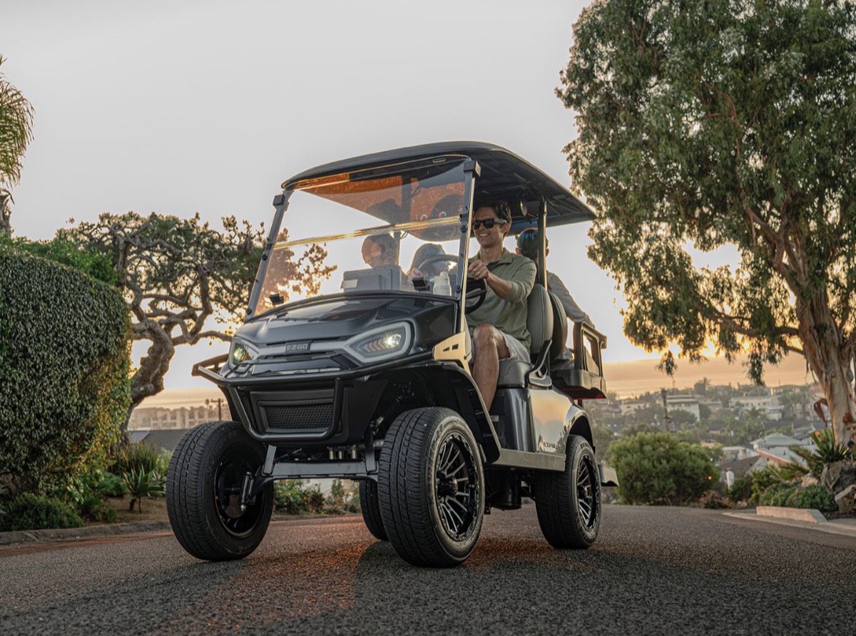 E-Z-GO Express 4x4